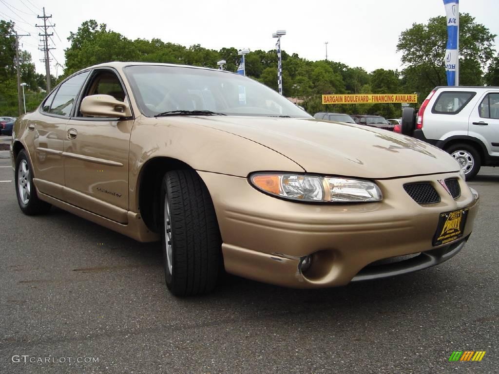 1998 Grand Prix GT Sedan - Gold Metallic / Camel photo #7