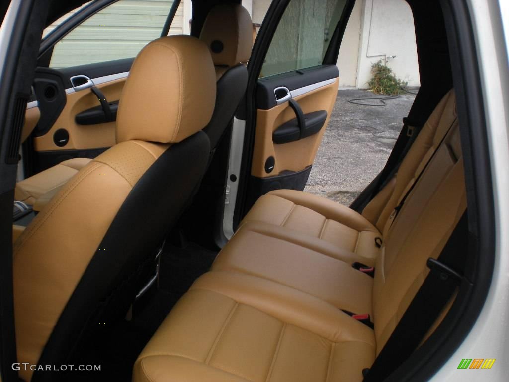 Black/Sand Beige Interior 2008 Porsche Cayenne Turbo Photo #10531965