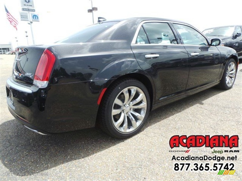 2015 300 C Platinum - Phantom Black Tri-Coat Pearl / Black photo #3