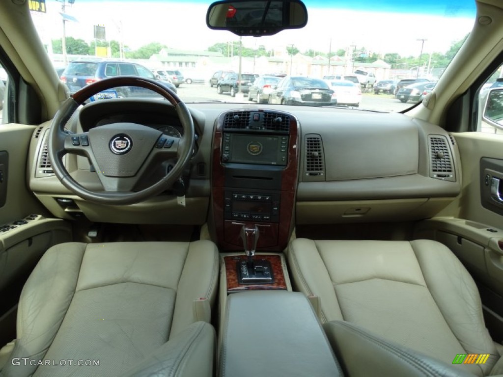 Cashmere Interior 2006 Cadillac SRX V8 Photo #105323447