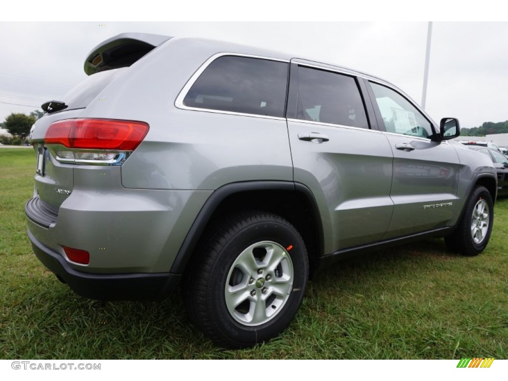 2015 Grand Cherokee Laredo - Billet Silver Metallic / Black photo #3