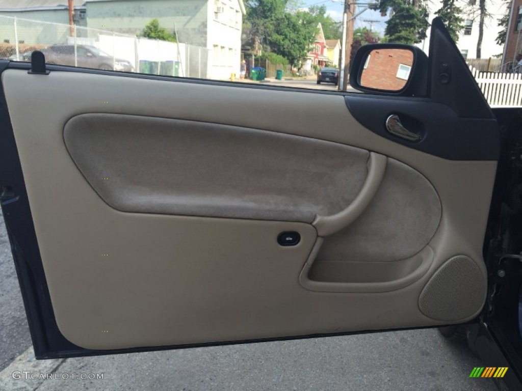 2001 Saab 9-3 SE Convertible Warm Beige Door Panel Photo #105337020