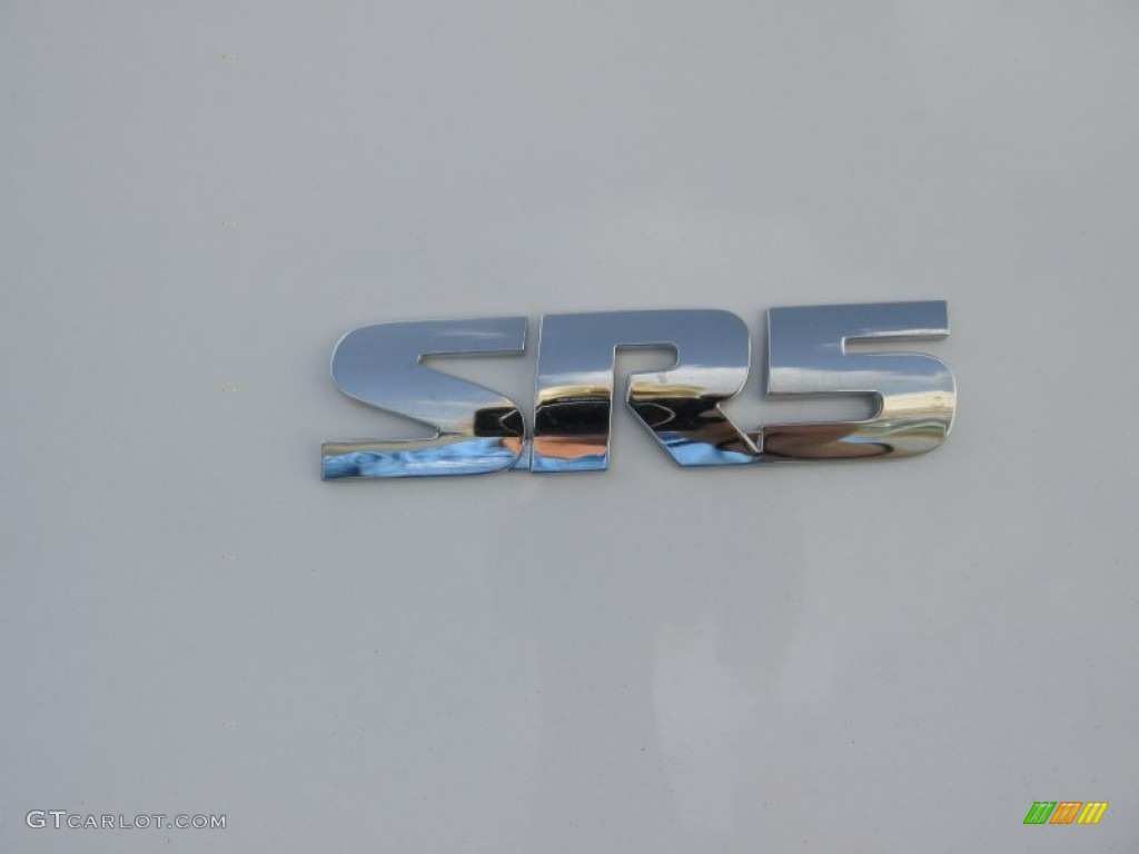 2015 4Runner SR5 Premium - Super White / Sand Beige photo #14