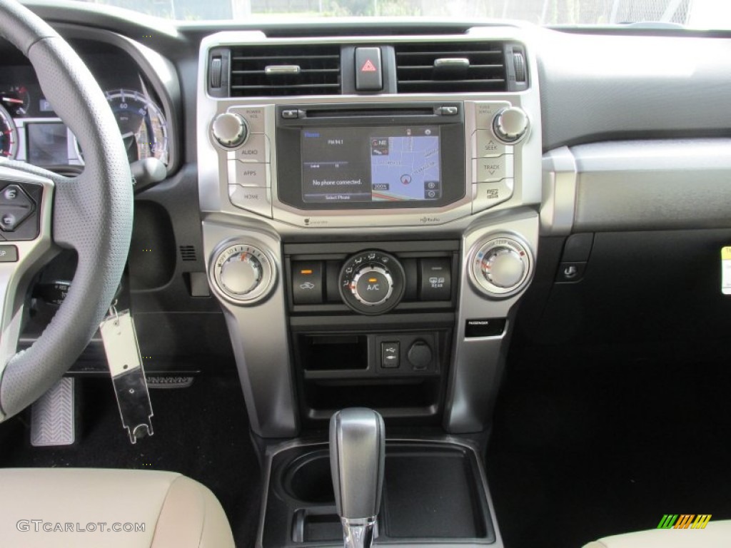 2015 Toyota 4Runner SR5 Premium Controls Photo #105337671