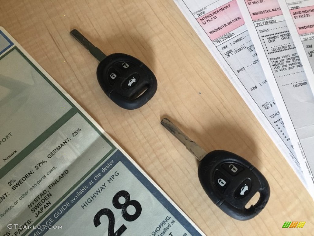 2001 Saab 9-3 SE Convertible Keys Photos
