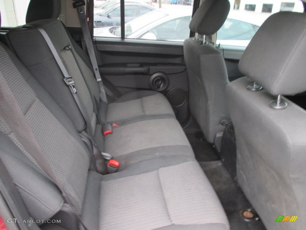 2008 Commander Sport 4x4 - Red Rock Crystal Pearl / Dark Slate Gray photo #10