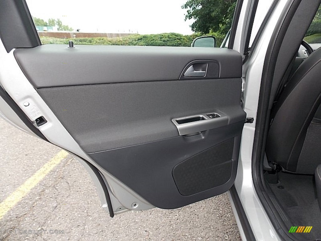 2010 V50 2.4i - Silver Metallic / Dalaro Off Black T-Tec photo #15