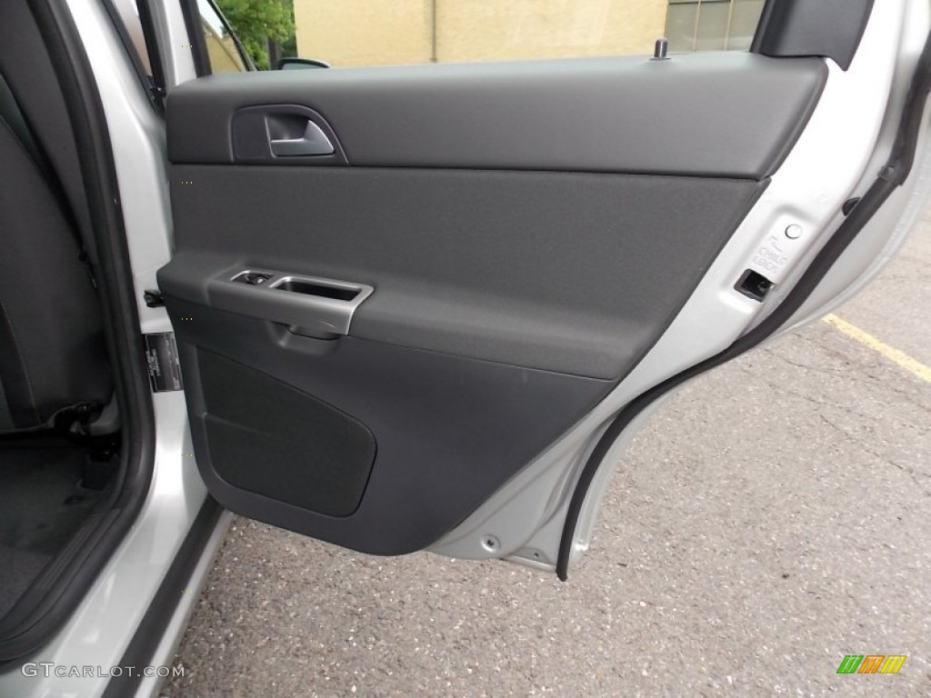2010 V50 2.4i - Silver Metallic / Dalaro Off Black T-Tec photo #21