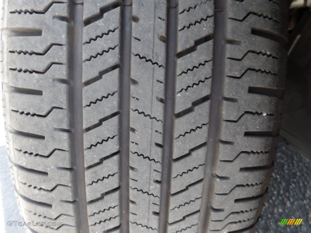 2015 Rogue SV AWD - Pearl White / Almond photo #9