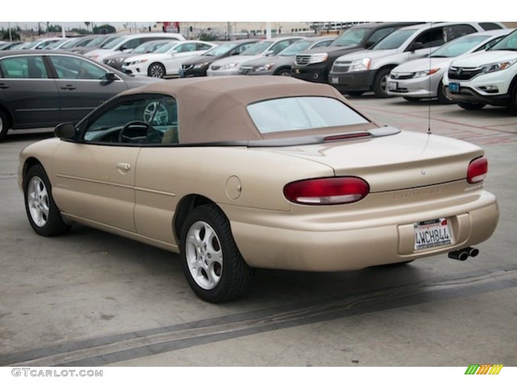 2000 Sebring JXi Convertible - Champagne Pearl / Camel photo #2