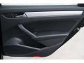 Black - Passat 2.5L SE Photo No. 24