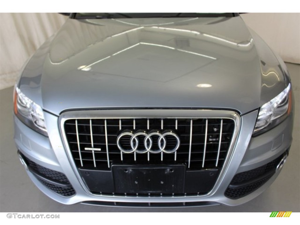 2011 Q5 3.2 quattro - Ice Silver Metallic / Light Gray photo #2