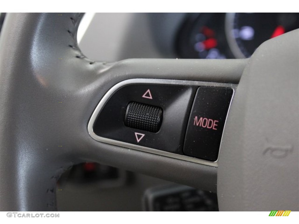 2011 Q5 3.2 quattro - Ice Silver Metallic / Light Gray photo #27