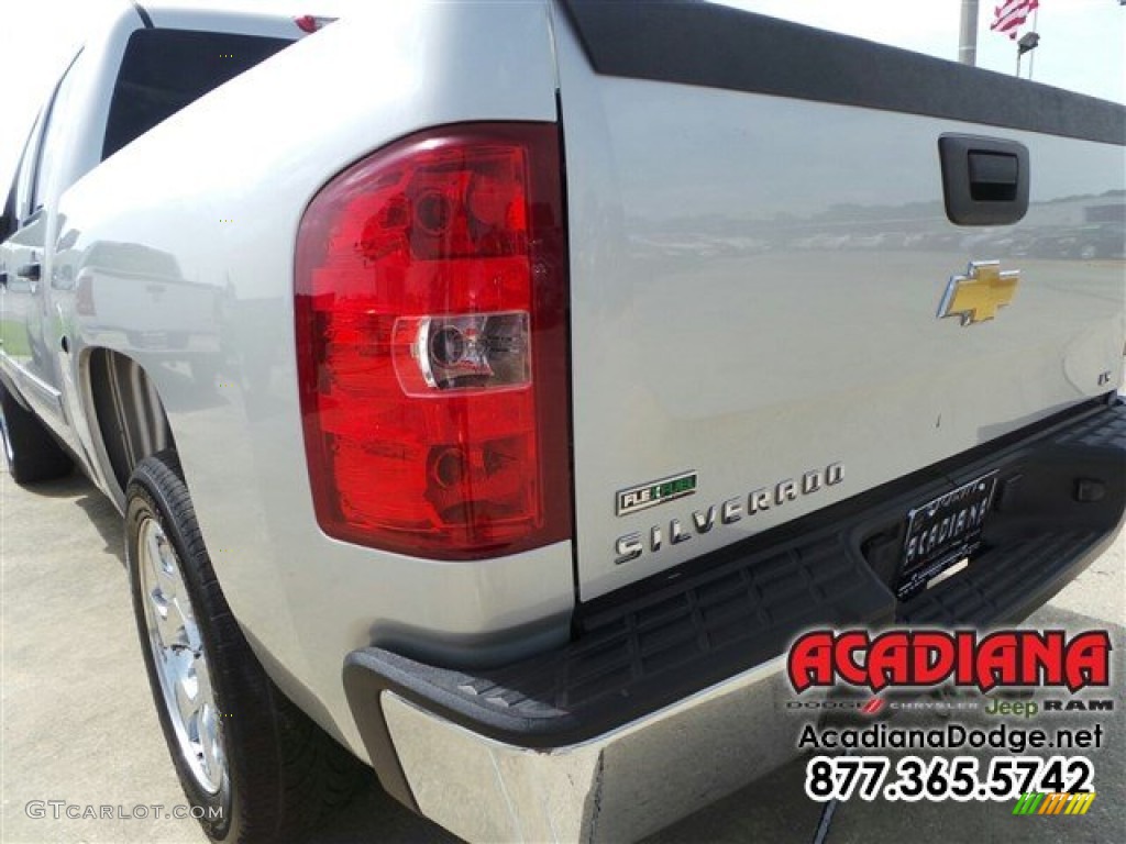 2011 Silverado 1500 LS Crew Cab - Sheer Silver Metallic / Dark Titanium photo #5