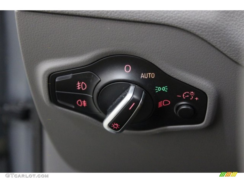 2011 Q5 3.2 quattro - Ice Silver Metallic / Light Gray photo #29