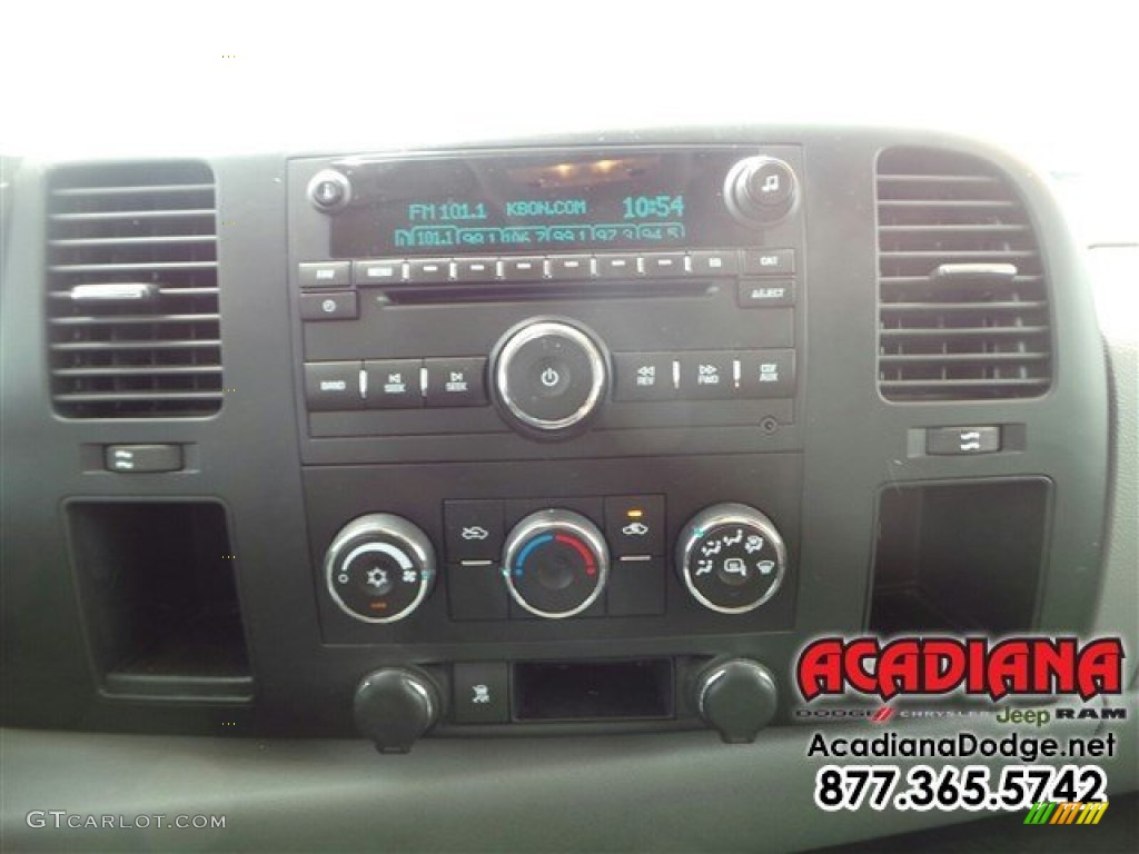 2011 Silverado 1500 LS Crew Cab - Sheer Silver Metallic / Dark Titanium photo #19