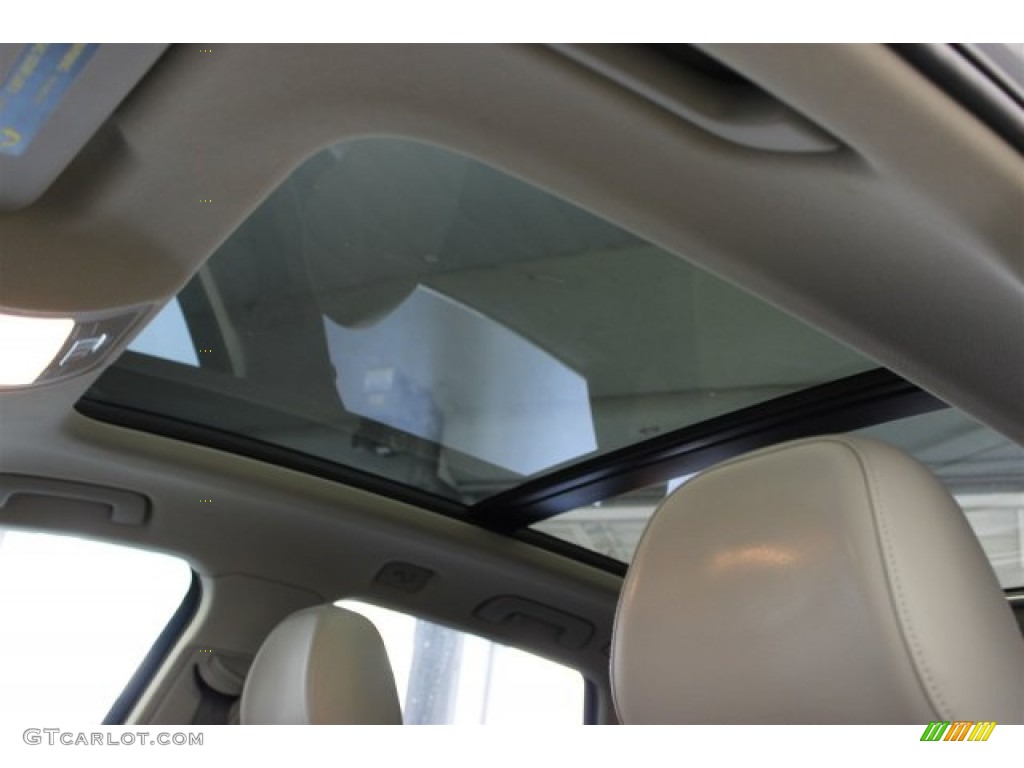 2011 Q5 3.2 quattro - Ice Silver Metallic / Light Gray photo #30