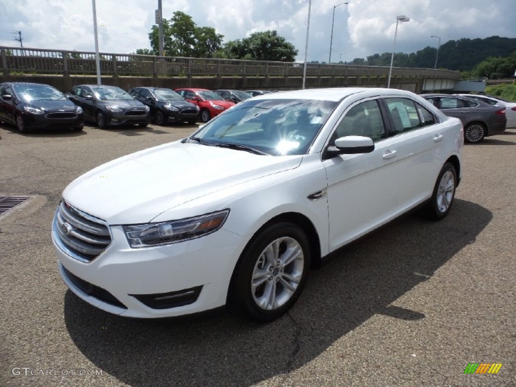 2015 Taurus SEL - Oxford White / Dune photo #7