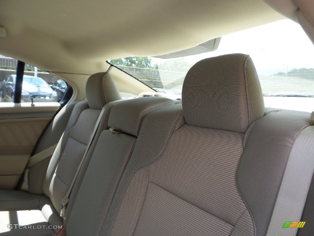 2015 Taurus SEL - Oxford White / Dune photo #12