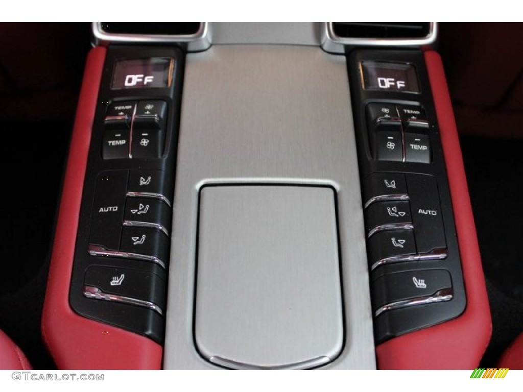 2015 Porsche Panamera Turbo Controls Photos