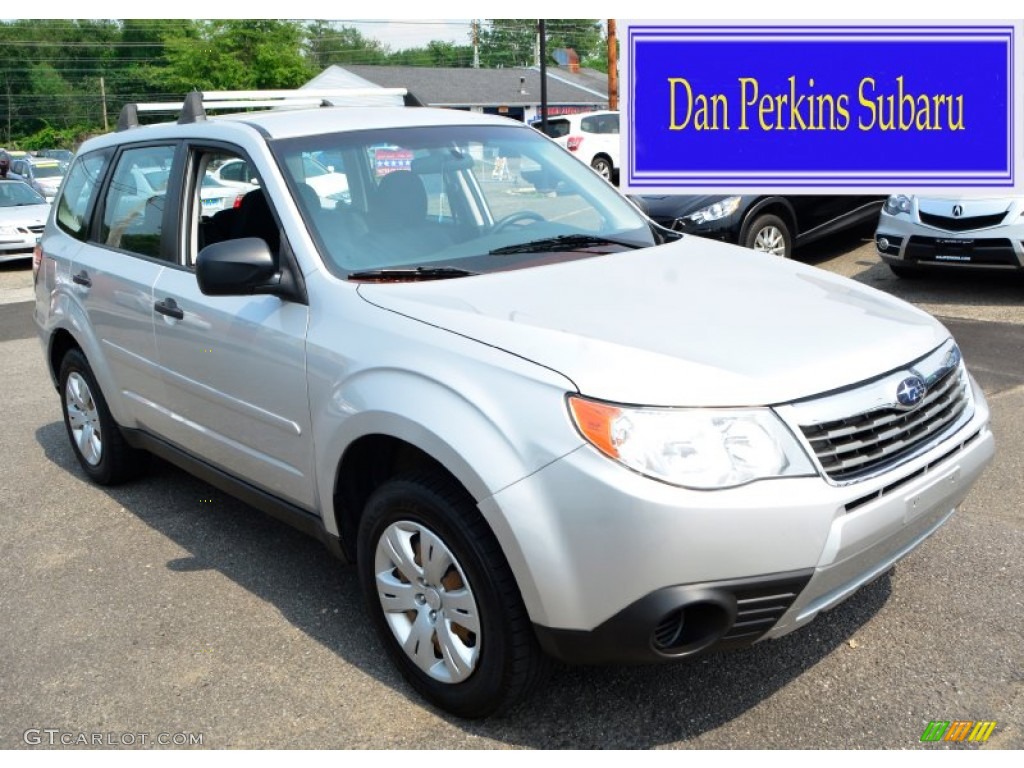 2009 Forester 2.5 X - Spark Silver Metallic / Black photo #1