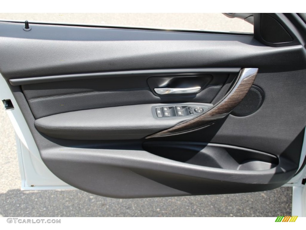 2015 3 Series 328i xDrive Sedan - Alpine White / Black photo #8
