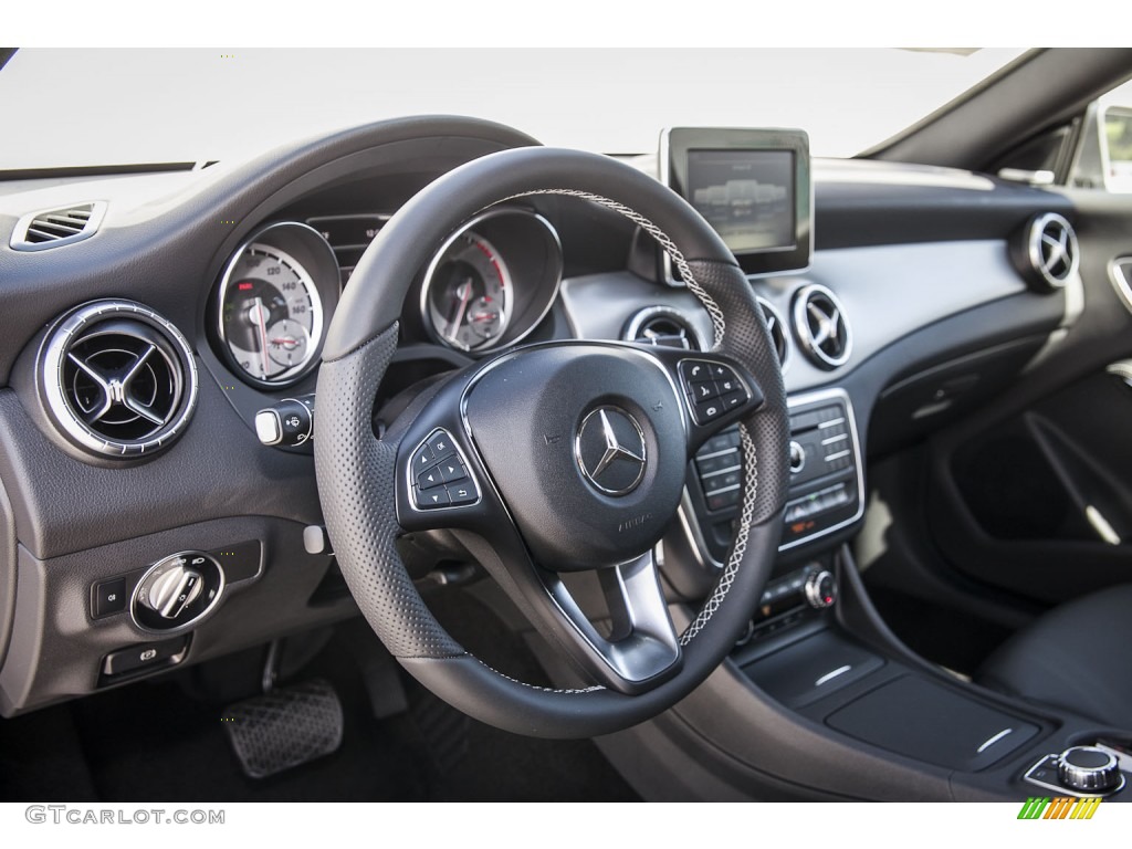 2015 CLA 250 - Mountain Grey Metallic / Black photo #6