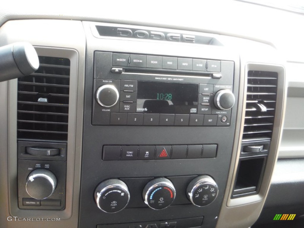 2012 Ram 1500 Express Quad Cab 4x4 - Mineral Gray Metallic / Dark Slate Gray/Medium Graystone photo #13