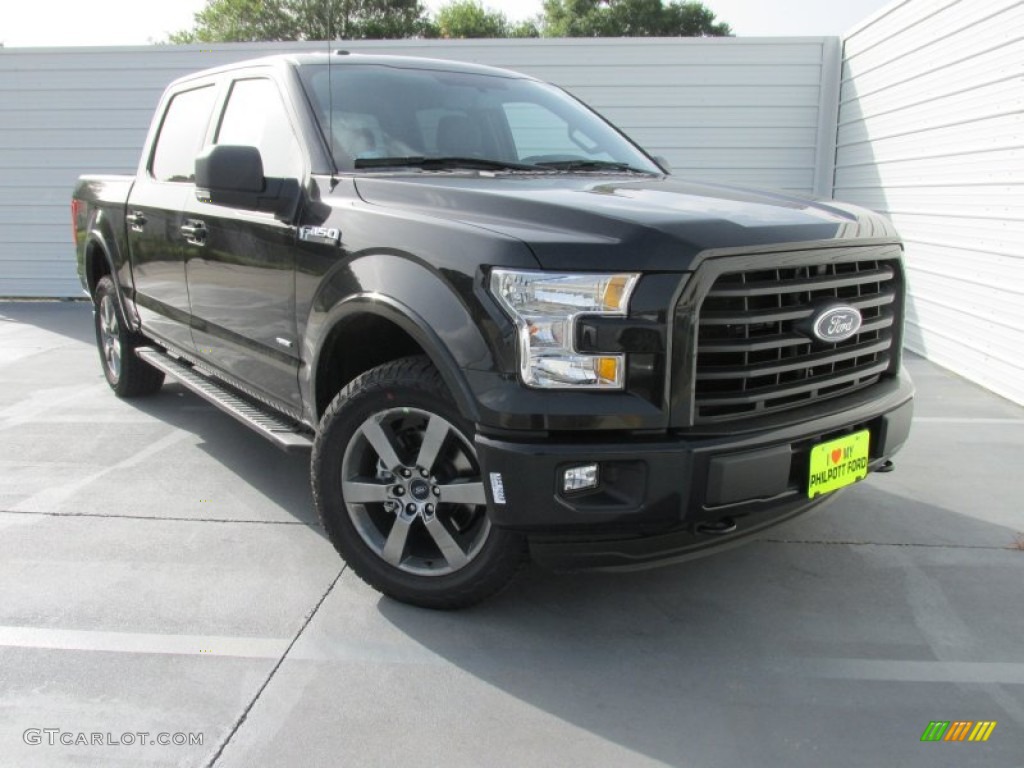 2015 F150 XLT SuperCrew 4x4 - Tuxedo Black Metallic / Black photo #1