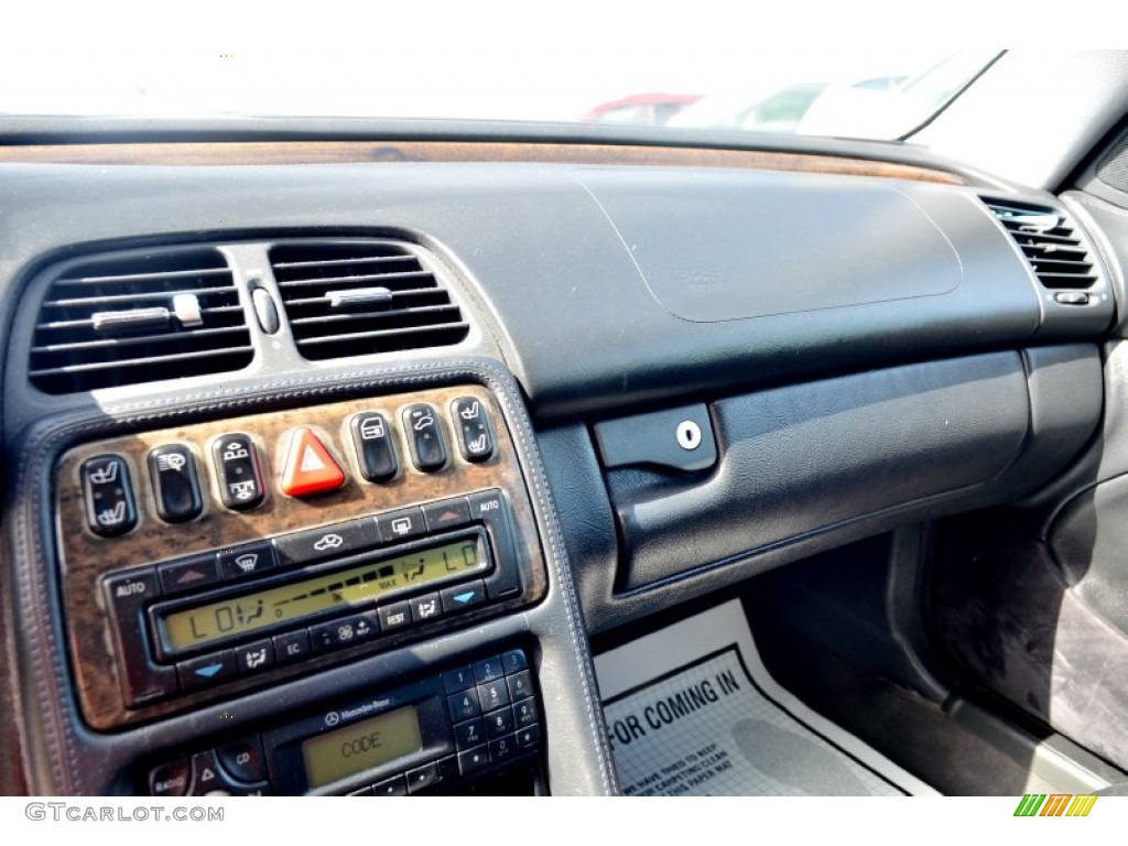 2002 CLK 55 AMG Cabriolet - Brilliant Silver Metallic / Charcoal photo #16