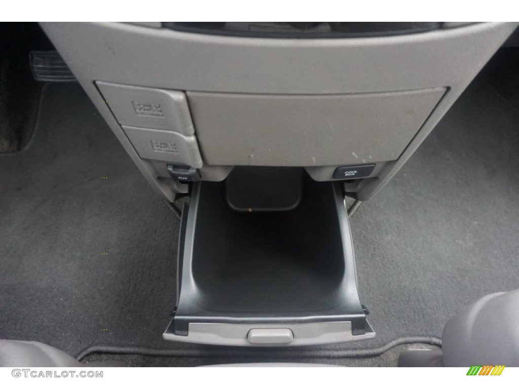 2013 Odyssey Touring Elite - Polished Metal Metallic / Truffle photo #46