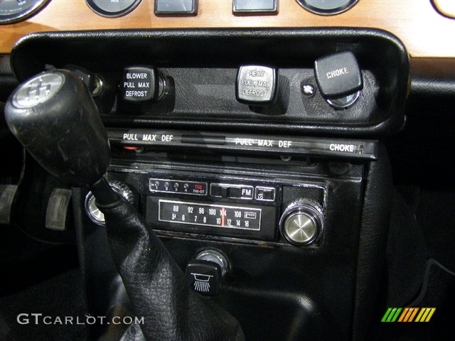 1974 Triumph TR6 Standard TR6 Model Controls Photo #105402