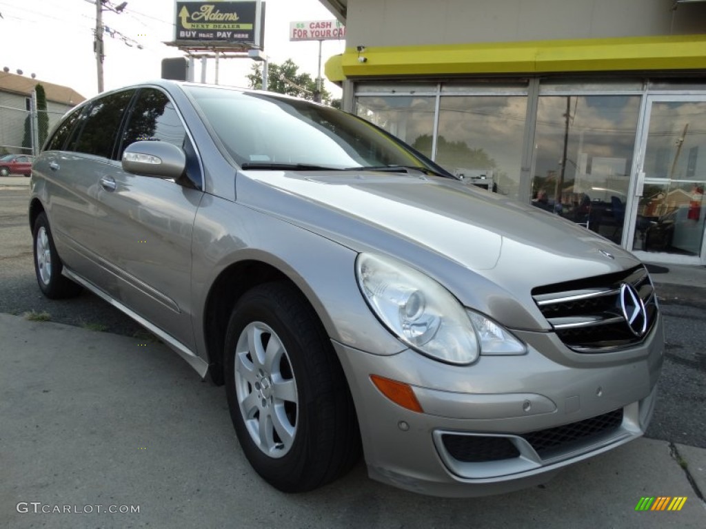 2007 R 350 4Matic - Iridium Silver Metallic / Macadamia photo #3