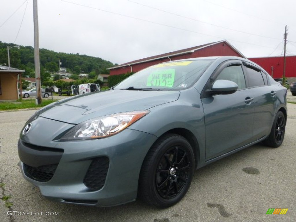 Dolphin Gray Mica Mazda MAZDA3