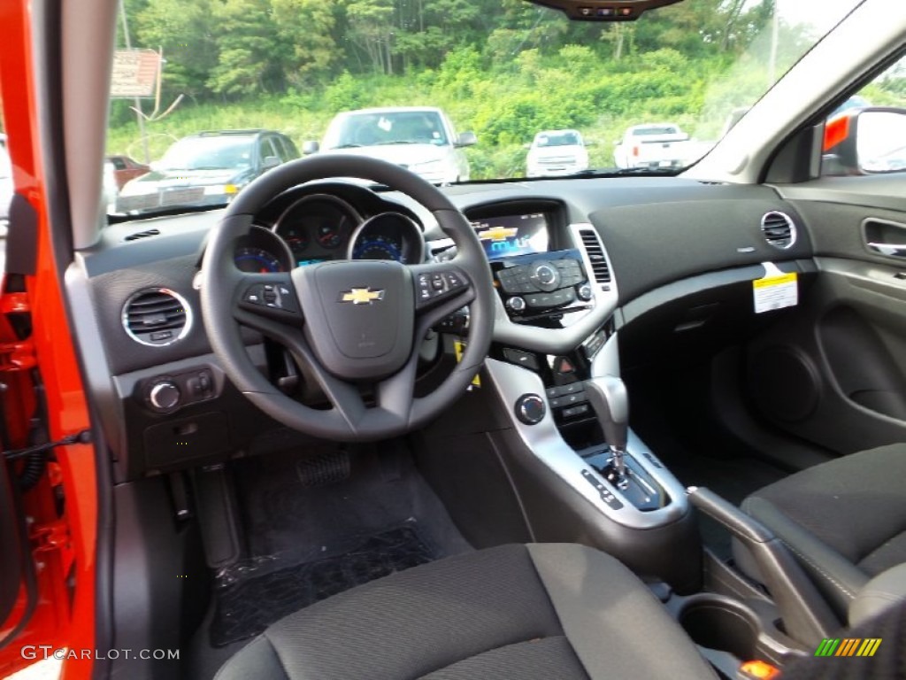 Jet Black Interior 2016 Chevrolet Cruze Limited LT Photo #105409740