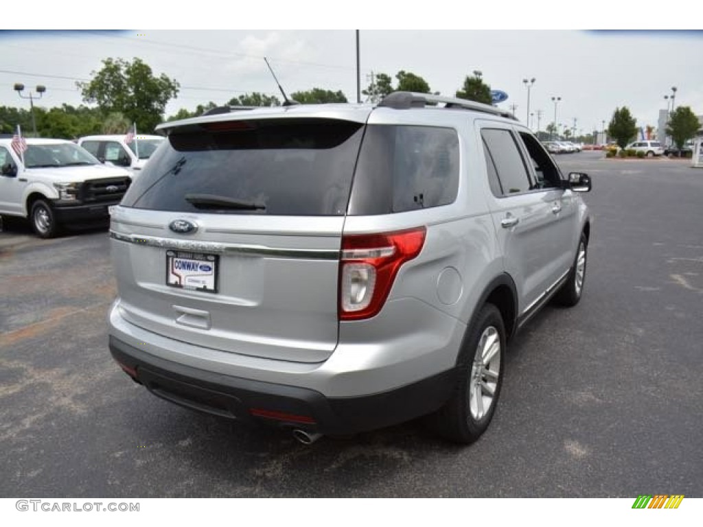 2012 Explorer FWD - Ingot Silver Metallic / Medium Light Stone photo #5