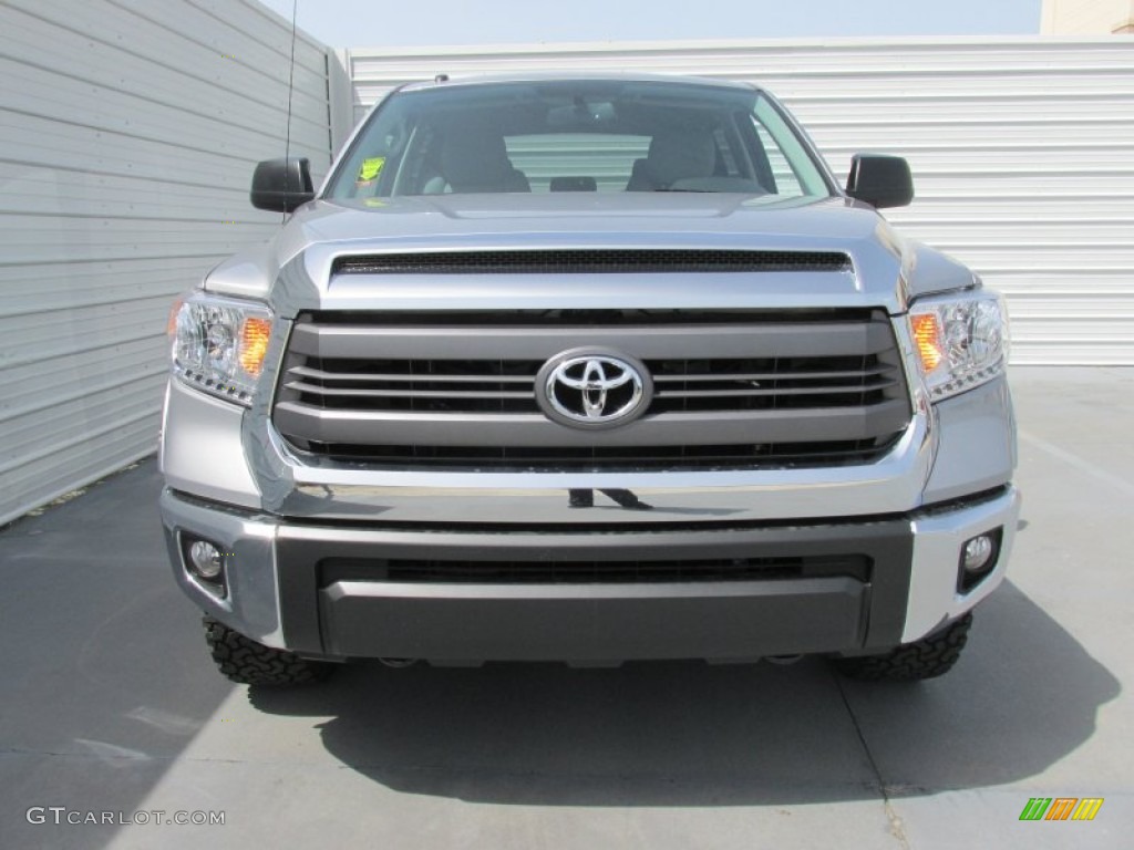 2015 Tundra SR5 CrewMax 4x4 - Silver Sky Metallic / Graphite photo #8