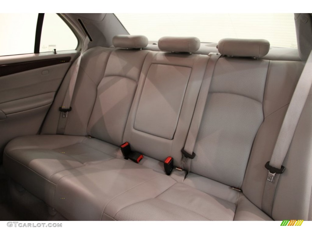 2002 C 240 Sedan - Brilliant Silver Metallic / Ash photo #25