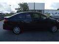 Super Black - Versa 1.6 S Sedan Photo No. 12