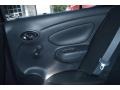 Super Black - Versa 1.6 S Sedan Photo No. 16