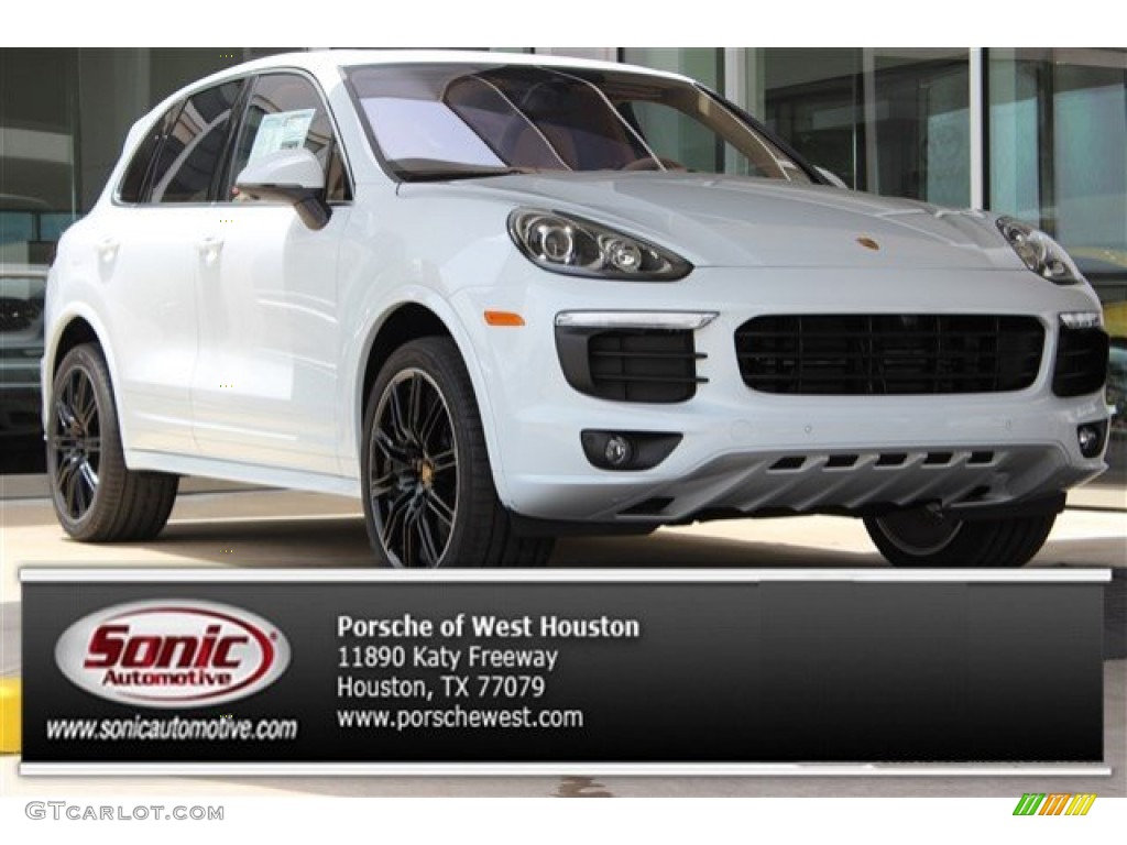 2016 Cayenne  - Carrara White Metallic / Luxor Beige photo #1