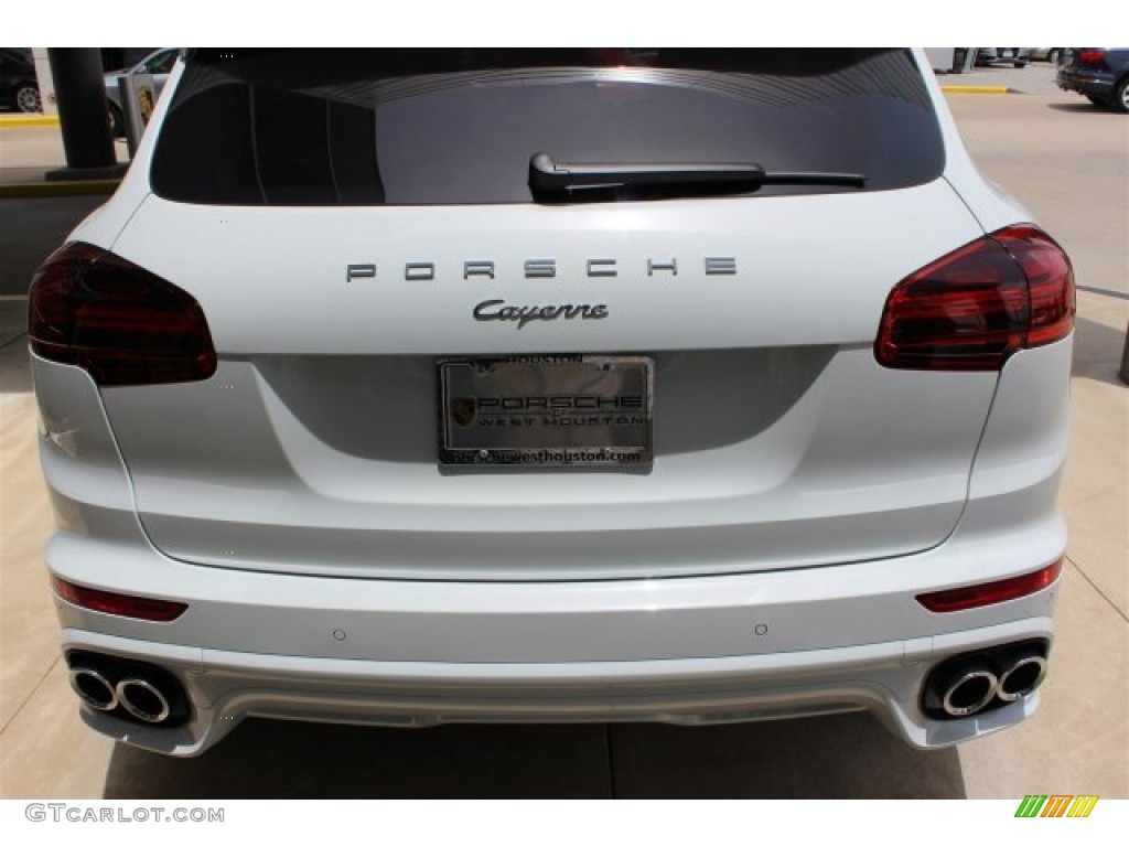 2016 Cayenne  - Carrara White Metallic / Luxor Beige photo #7