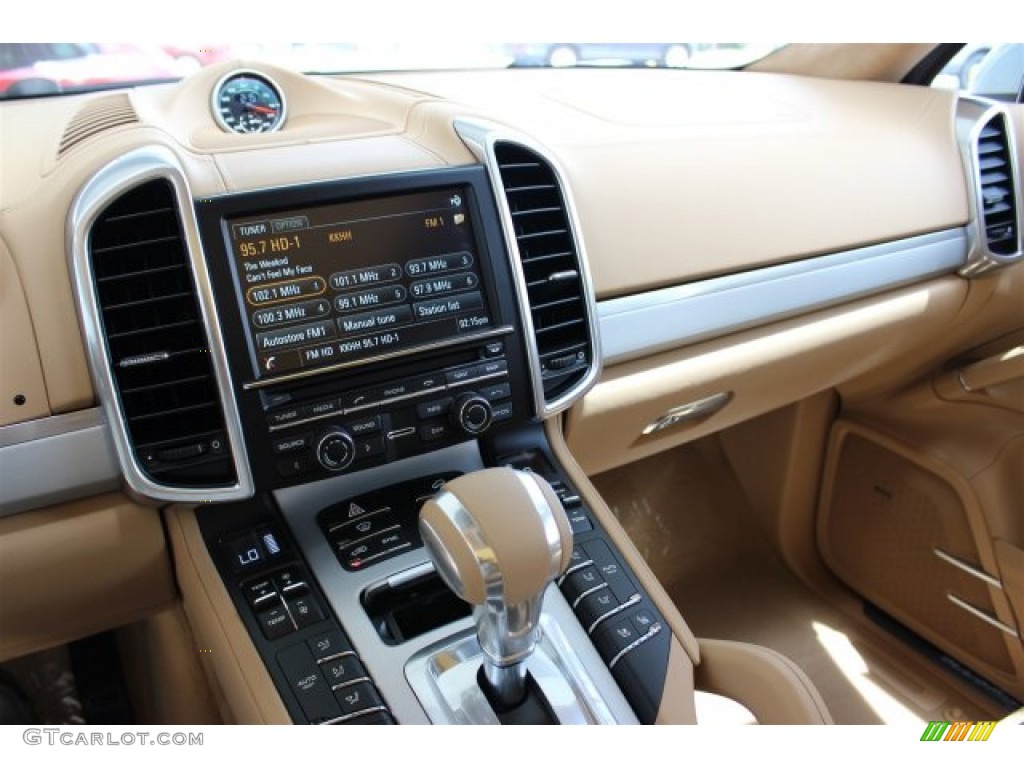 2016 Cayenne  - Carrara White Metallic / Luxor Beige photo #15