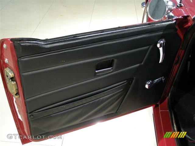 1974 TR6  - Maroon / Black photo #14