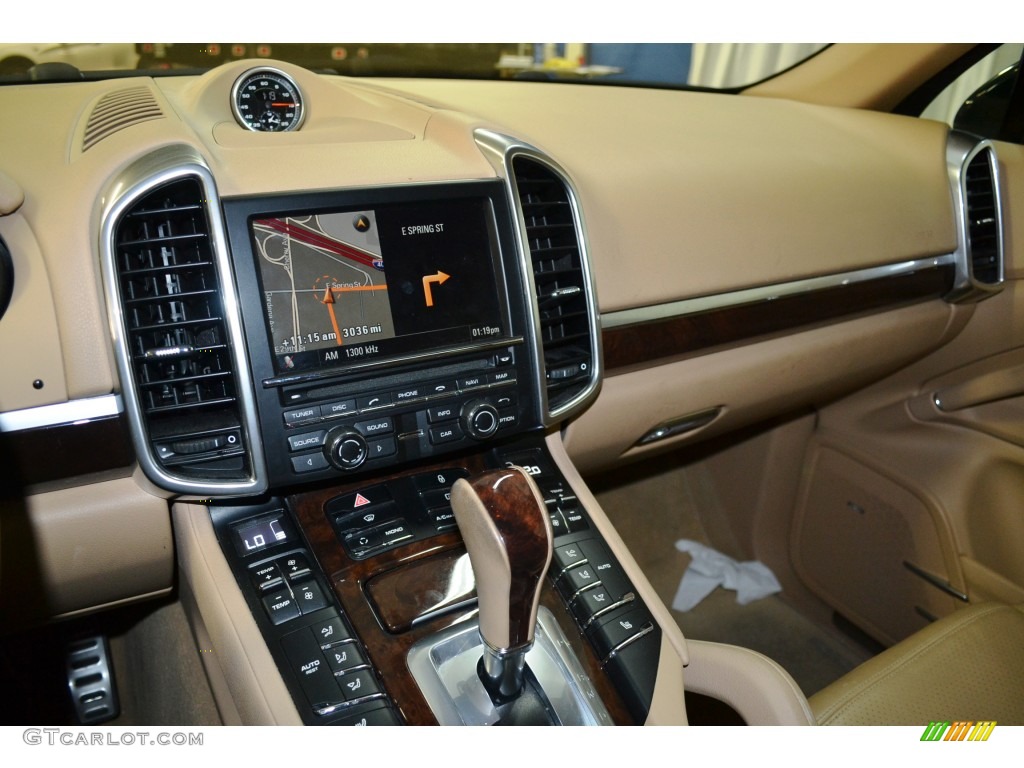 2012 Cayenne S Hybrid - Jet Green Metallic / Luxor Beige photo #20
