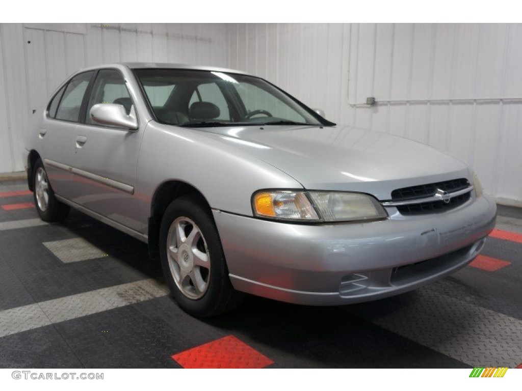 1999 Altima GLE - Platinum Metallic / Dusk photo #5