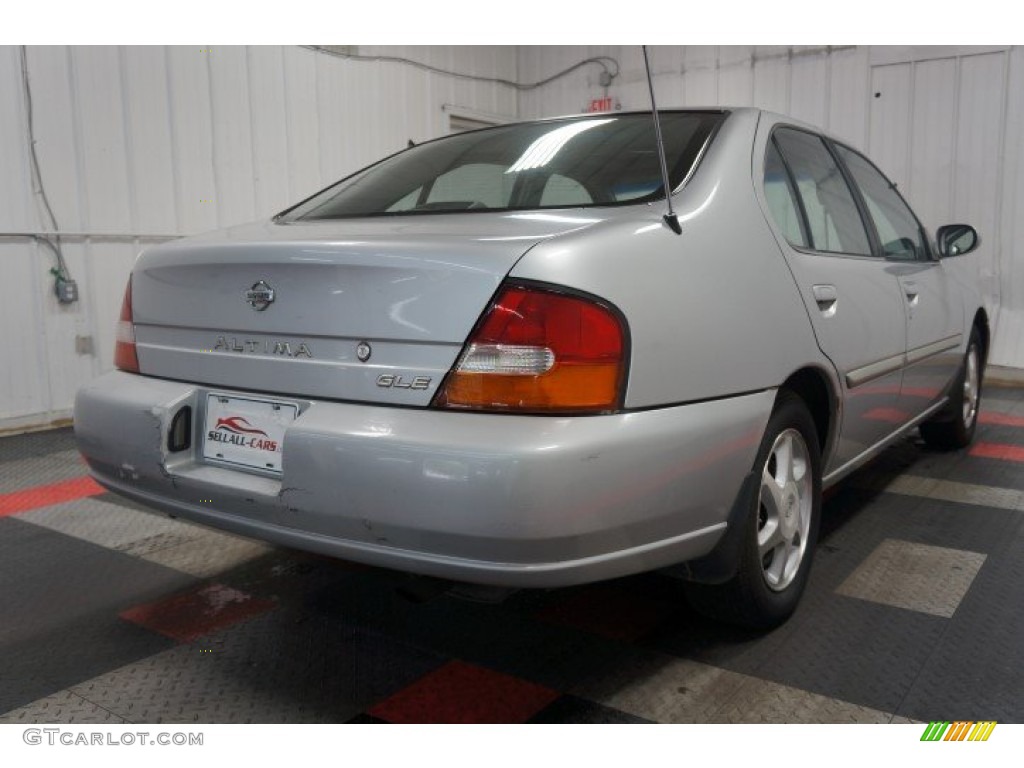 1999 Altima GLE - Platinum Metallic / Dusk photo #8