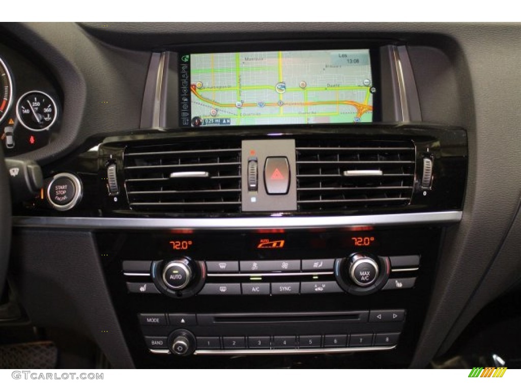 2016 BMW X4 xDrive28i Controls Photo #105448976