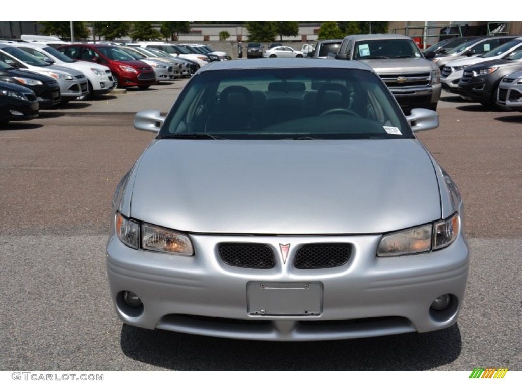 2003 Grand Prix SE Sedan - Galaxy Silver Metallic / Graphite photo #3