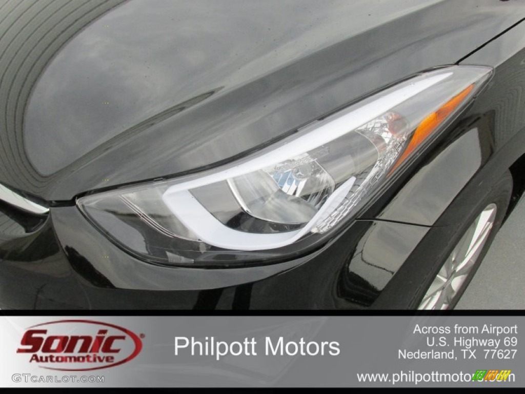 2016 Elantra SE - Phantom Black / Gray photo #9